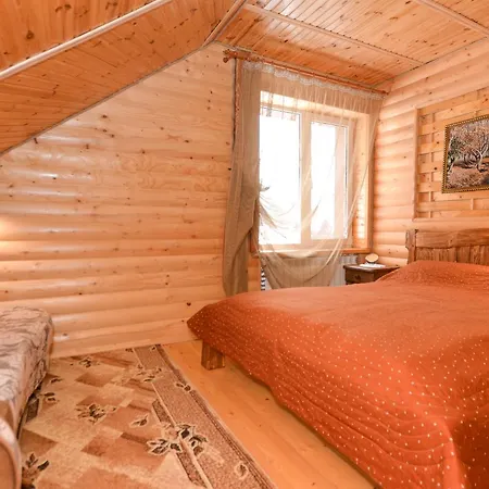 Gæstehus Kozatsky Dvorik 3*